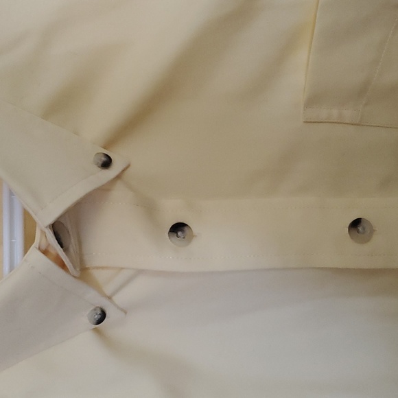 LL Bean Size XL Yellow Button Down Shirt - Picture 3 of 4